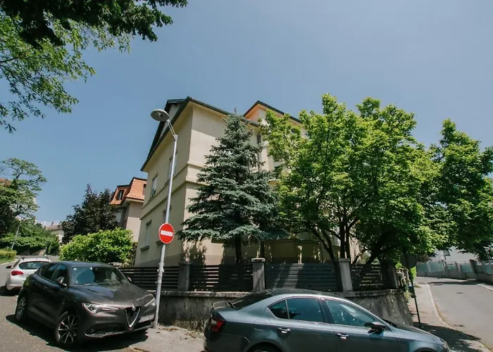 First Love One-Bedroom Apartment For 2