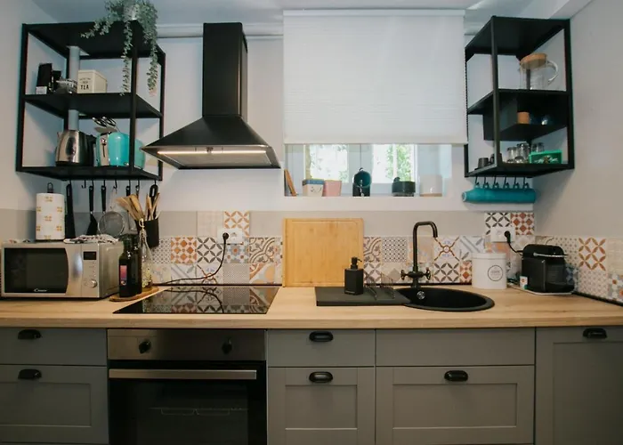 First Love One-Bedroom Apartment For 2