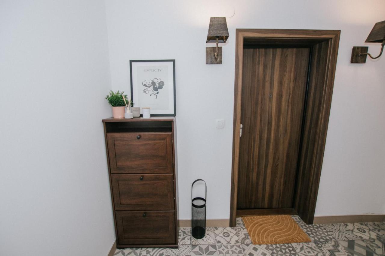 Apartment First One-bedroom For 2
